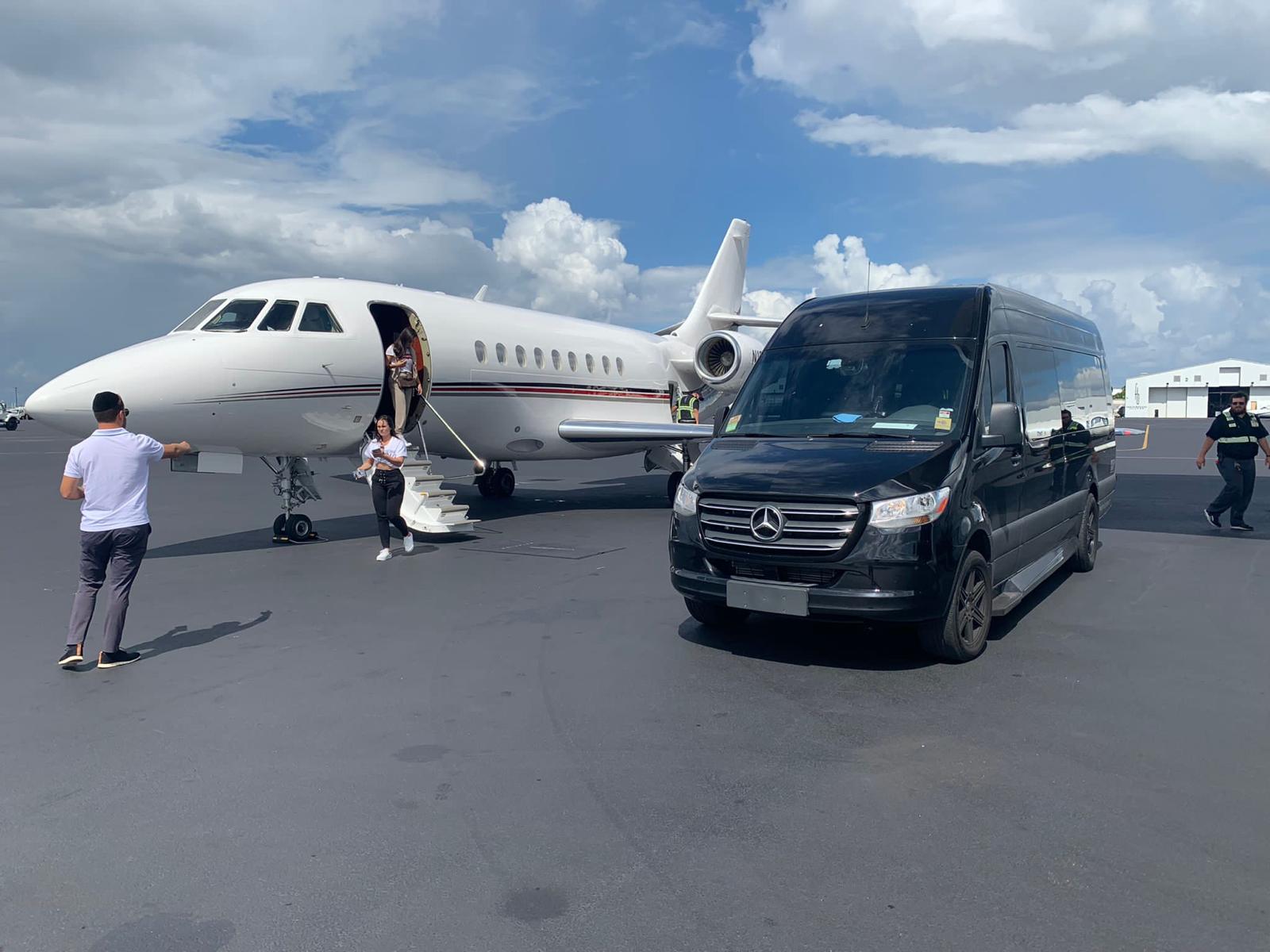 Luxury airport transportation in New York by 1Motion Luxury Transportation
