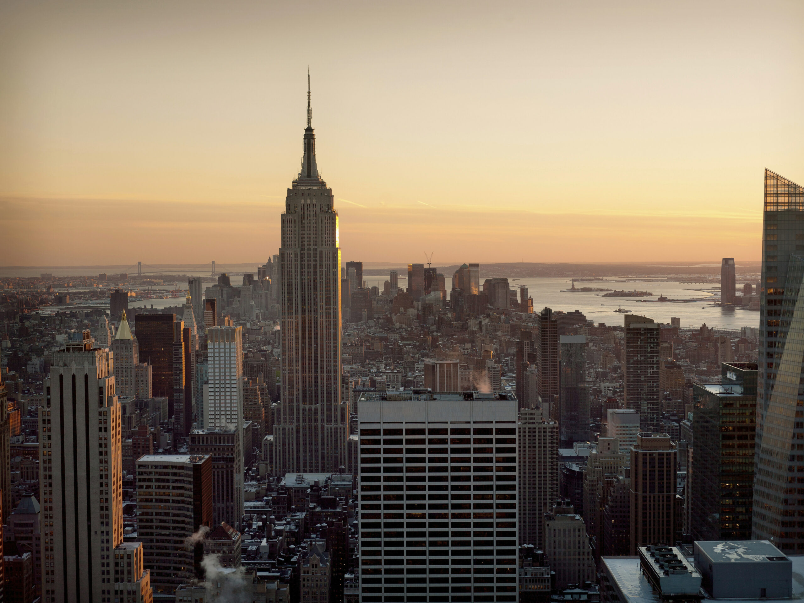 Corporate luxury transportation in New York by 1Motion Luxury Transportation