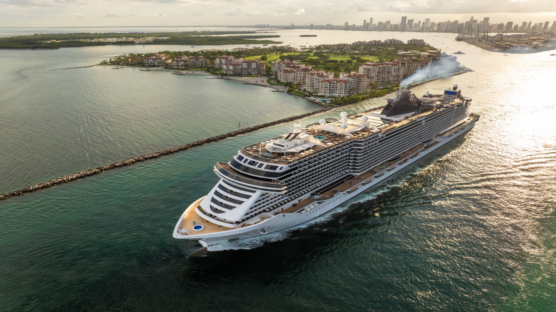 Private aviation and cruise port transfers in Miami and South Florida
